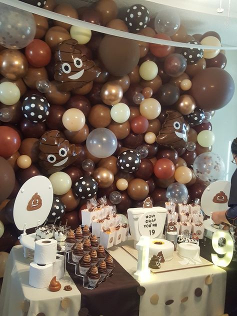 Poop Emoji Party, Poop Cake, Bad Cakes, 55th Birthday, Emoji Party, Emoji Birthday, Chocolate Party, Poop Emoji, 70th Birthday Parties