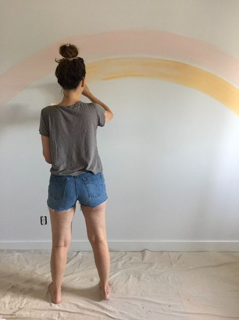 Rainbow Wall Diy, Rainbow Wall Mural Diy, Rainbow Wall Paint, Diy Rainbow Mural, Painted Rainbow Wall, Mural Tutorial, Girls Rainbow Bedroom, Watercolor Rainbow Wall, Rainbow Wall Mural