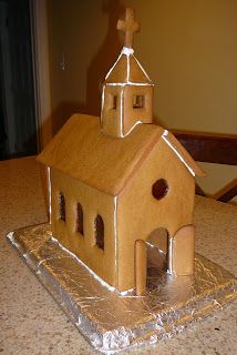 Hello once again! Today I want to share with you my newest creation - a stained glass church made from gingerbread! You can see the "stain... Gingerbread Church Template, Church Gingerbread House, Stained Glass Gingerbread, Gingerbread House Art, Gingerbread House Door, Gingerbread Church, Church Template, Homemade Gingerbread House, House Trees