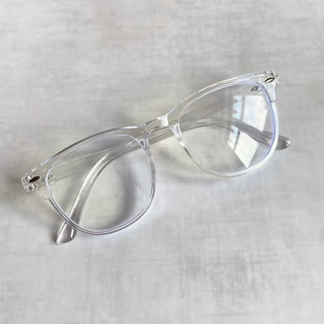 Glasses With Clear Frames, Cute Eye Glasses Frames, Blue Light Blocking Glasses, Cute Clear Glasses, Clear Glasses Aesthetic, Blue Light Glasses Aesthetic, Clear Framed Glasses, Glasses Clear Frames, Clear Glass Frames