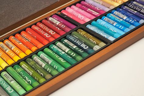 How to Use Oil Pastels - A Guide on the Best Oil Pastel Techniques Drawing Ideas Food, Pentel Oil Pastels, Oil Pastel Drawing Ideas, Oil Pastels For Beginners, Pastel Drawing Ideas, Pastels For Beginners, How To Use Pastels, Oil Pastel Techniques, Pastel Techniques