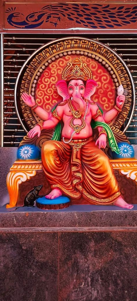 Ganesh Murti Images, Ganesh Murti, Ganpati Decoration At Home, Shiva Tattoo Design, Durga Painting, Fairy Wallpaper, Buddha Art Painting, Ganesh Photo, Shiva Tattoo