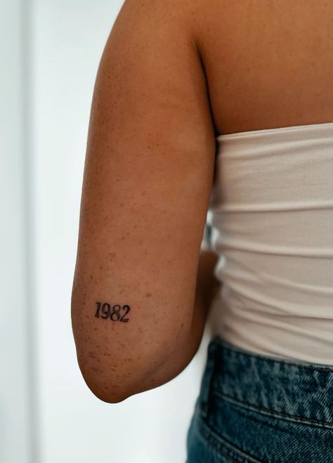 tattoo idea 1982 Year Of Birth Tattoos Ideas, Parents Birth Year Tattoo, Address Tattoo, 1982 Tattoo, 1987 Tattoo, Birth Date Tattoo Ideas, 1981 Tattoo, Birthdate Tattoo Ideas, 1995 Tattoo