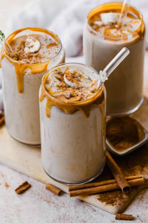 Banana Protein Shake Protein Shake Aesthetic, Shake Aesthetic, High Protein Drinks, Banana Protein Shake, Fit Mitten Kitchen, Cinnamon Banana Bread, High Protein Meal, Banana Protein, Banana Milkshake