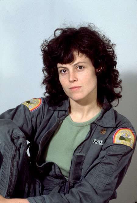 Alien - Sigourney Weaver as Ripley Alien Sigourney Weaver, Alien Ripley, Conquest Of Paradise, Ellen Ripley, Alien 1979, Sigourney Weaver, Aliens Movie, Alien Vs Predator, Sci Fi Horror