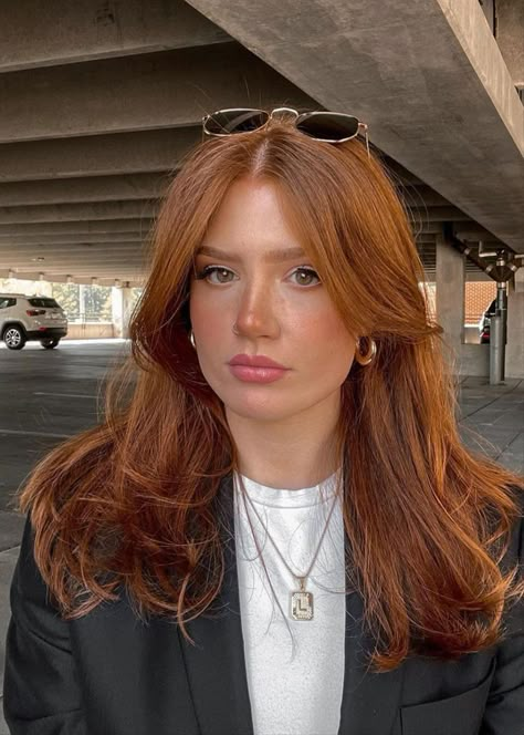 hadley grace, mindfuck series ⭑˚ ⋆ Red Hair Dye Inspo Aesthetic, Strawberry Blonde Hair Dark, Copper Auburn Hair, Auburn Copper Hair, Red Hair Cuts, Emma Stone Hair, Strawberry Blonde Hair Color, Red Hair Inspo, Ginger Hair Color