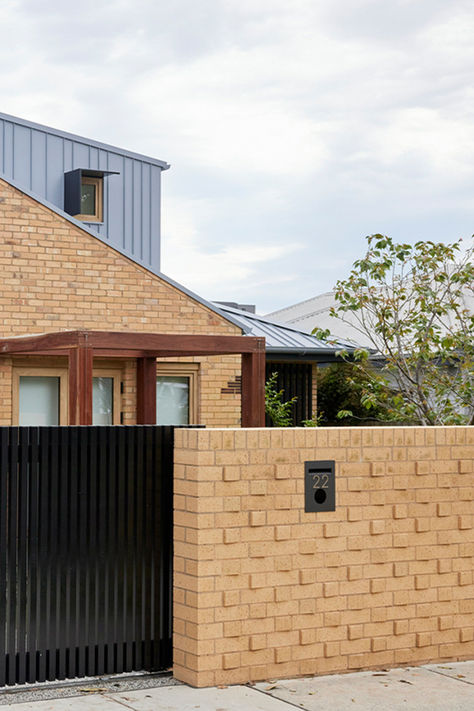 A brick fence could be the perfect boundary solution for your home. With the variety of brick bond patterns available, a brick fence can be a unique addition to your home design or seamlessly blend in with your existing aesthetic. Discover why it may be the superior choice for your home's fencing needs.

Read our blog post on the enduring charm of brick fences at our link in bio.

Bricks featured
Images 1 and 2 | Straw from our Character Range
Images 3 and 4 | Ceniza from our Morada Range Red Brick Fence, Brick Fences, Brick Bonds, Home Fencing, Front Fence, Brick Fence, Fence Gate, Brick Building, Fence Design