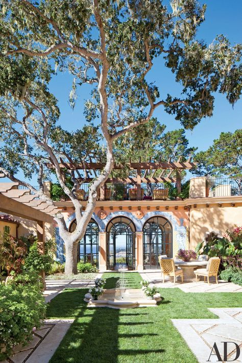 Juan Pablo Molyneux Crafts a Splendid Villa in Pebble Beach | Architectural Digest California Mediterranean, Style Hacienda, Backyard House, Beach Bungalow, Colonial Style Homes, Mediterranean Style Homes, Casas Coloniales, Spanish Style Homes, Hacienda Style