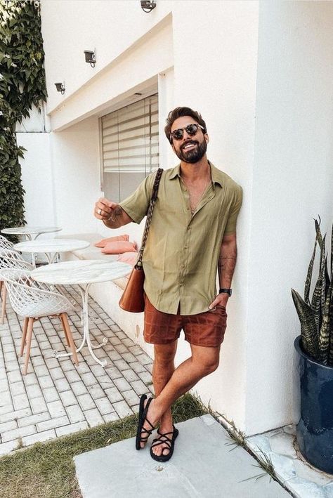 Italian Summer Outfits Men, European Mens Fashion, Vacation Outfits Men, Italian Summer Outfits, F Men, Fashion 23, Outfits For Mexico, Mens Summer Outfits, Mens Casual Dress Outfits