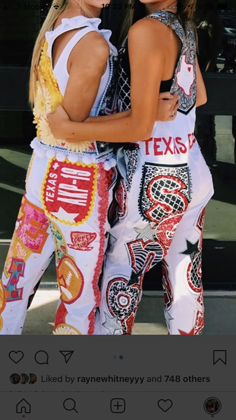 Senior Overalls 2023, Senior Overalls White, White Senior Overalls, Hoco Overalls, Homecoming Overalls, Hoco Jeans, School Spirit Outfit, Spirit Overalls, Senior Painted Jeans