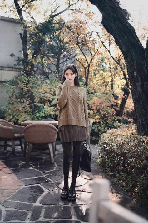 Autumn Japan Outfit, Autumn Reference, Tokyo Winter Outfit, Korean Autumn Outfit, Autumn Outfit Women, Japan Autumn Outfit, Japanese Winter Fashion, Countryside Outfit, Autumn Deep