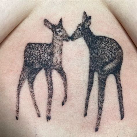 Tattoo Ethereal, Unique Back Tattoos, Tatted Women, Micro Realism Tattoo, Ignorant Tattoo, Elk Tattoo, Moose Tattoo, Doe Tattoo, Surreal Tattoo