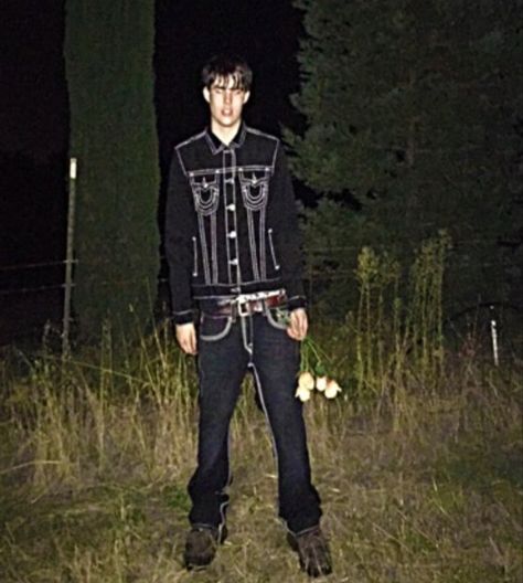 Goth Guy Aesthetic, Goth Guy, Silly Clothes, Haunted Mound, Underground Music, Middle Aged Man, Rap Aesthetic, Grunge Aesthetic, Cutie Patootie