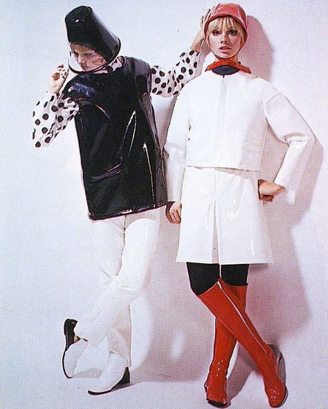 72 Likes, 0 Comments - RetMod Vintage Clothing (@retmod) on Instagram: “So into shiny vinyl lately.. Totally need that black hat! . . #fashioninspiration #inspo…” Rudy Gernreich, 60s High Fashion, Peggy Moffitt, Late 60s Fashion, Vintage Raincoat, Rudi Gernreich, Space Age Fashion, 60s Vintage Fashion, 1970s Fashion Women