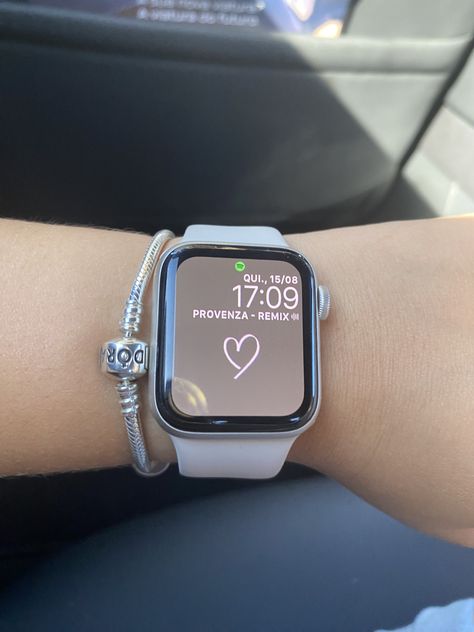 Smart Watch Aesthetic, Face Photography, Types Of Girls, Girly Girl, Fitness Inspo, Gym Life, Smartwatch, Aesthetic Pictures, Apple Watch