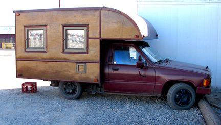 Custom Wood Camper Toyota Truck Wood Camper, Diy Truck Bedding, Camper Tops, Camper Truck, Toyota Truck, Tiny House Camper, Rv Motorhomes, Truck Bed Camper, Custom Campers