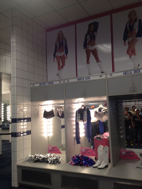 Cheer Locker Room Ideas, Cheerleader Room Ideas, Cheer Locker Room, Cheerleader Room, Locker Room Ideas, Cheer Room, Cheers Theme, Cheer Photos, Cheer Pom Poms