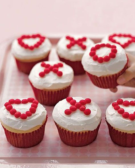 Valentines Cupcakes Decoration, Sugar Cookie Cakes, Valentines Baking, Valentine Day Cupcakes, Dessert Simple, Valentine Desserts, Valentines Cupcakes, Magic Cake, Valentines Day Desserts