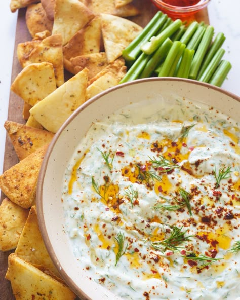 Pesto Yogurt Dip, Spicy Yogurt Dip, Easy Yogurt Dip, Spicy Greek Yogurt Dip, Green Yogurt Dip, Greek Yogurt Dips For Veggies, Greek Yogurt Dip For Chips, Yogurt Recipes Savory, Savoury Greek Yogurt Recipes