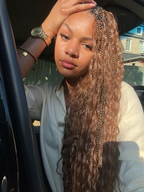 corporate girly| selfie | golden hour | boho braids | colour 27 | color 30 | colour 4 Braids Black Women Color, Braids Colour 30, Boho Braids Black Women, Corporate Girly, Corporate Baddie, Boho Braids, Golden Hour, Hair Inspo, Hair Ideas