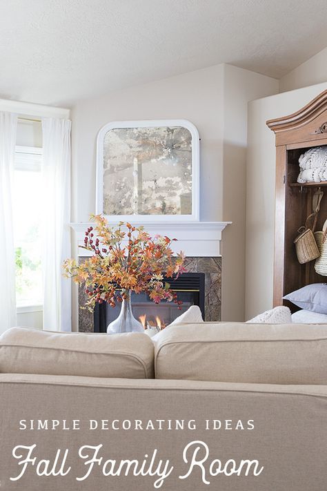 Add warmth and coziness to a family room with layers of cozy throws and pillows with accents of classic Fall colors- burnt orange, cream, reds. #couch #coffeetable #fallcolors #autumn #falldecorating Family Room Farmhouse, Fall Family Room, Farmhouse Fall Decor Ideas, Fall Living Room Decor, Fall Home Tour, Farmhouse Holiday, Fall Bedroom, Home Decor Quotes, Room Ambiance