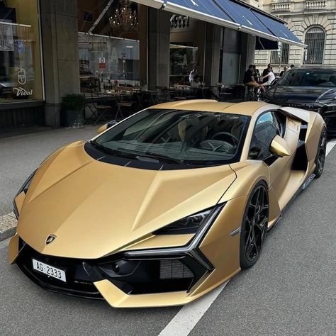 Golden Lamborghini Revuelto ✨ A Huge thanks to @the19tommy85 for these awesome Pictures ! 📷 #lamborghini #revuelto #lambirghinirevuelto #supercar #dreamcar Gold Lamborghini, Lamborghini Supercar, Tmax Yamaha, Gold Car, Lamborghini Urus, Dream Cars Jeep, Cool Car Pictures, Lamborghini Cars, Awesome Pictures