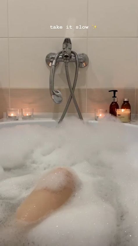 Bathtub Aesthetic, Aesthetic Bath, Bath Aesthetic, Happy Birthday Love Quotes, Future Vision, Clean Aesthetic, Snapchat Picture, Fake Pictures, Foto Ideas Instagram