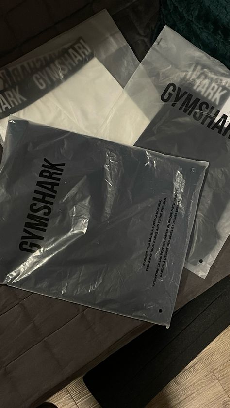 Gymshark Packaging, Gymshark Aesthetic, 2025 Aesthetic, Creative Vision Boards, Prayer Vision Board, Gym Outfits, Instagram My Story, Money And Happiness, Phone Design