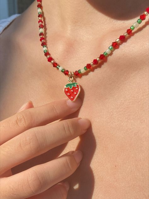 https://www.etsy.com/ca/shop/GooseArts Strawberry Necklace, Strawberry Charm, Jewelry Inspo, Macrame, Beaded Necklace, Beads