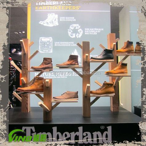 Timberland Store, Shoe Store Design, Window Display Retail, Clothing Store Displays, Store Window Displays, Showroom Interior Design, Boutique Decor, Store Interiors, Store Windows