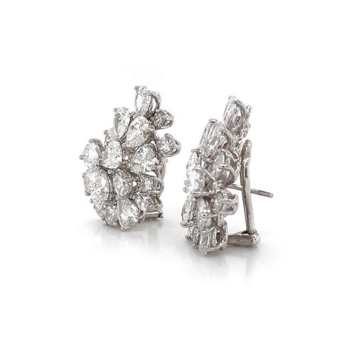 Pear cut diamond cluster earrings in platinum. #diamondearrings #platinumearrings . #Antique_Diamond_Earrings #Earring_Video #Real_Diamond_Earrings #Fine_Pearl_Jewelry Classic Diamond Cluster Earrings, Diamond Cluster Earrings Studs, Cluster Diamond Earrings, Antique Diamond Earrings, Classic Diamond Earrings, Iconic Jewelry, Real Diamond Earrings, Diamond Tops, White Gold Hoop Earrings