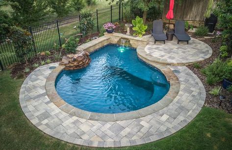 Swimming Pools in Dallas, Ft. Worth, McKinney, Plano, Frisco | Southernwind Pools Spool Pool, Small Inground Pool, Dream Backyard Pool, Freeform Pools, Pools Backyard Inground, Small Swimming Pools, Small Pool Design, Backyard Pools, Backyard Pool Landscaping