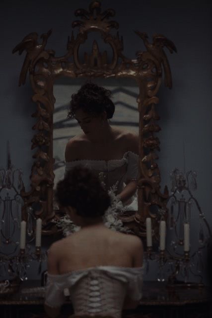 Aesthetic Pride And Prejudice, Pride And Prejudice Aesthetic, Aesthetic Royal, Pic Aesthetic, Royalty Aesthetic, Pride And Prejudice, A Woman, Royalty, Mirror