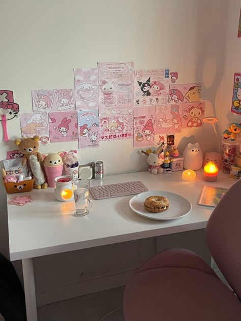 Sanrio Bedroom Decor, Sanrio Wall Decor, Sanrio Bedrooms, Sanriocore Room, Sanrio Themed Room, Sanrio Room Aesthetic, Sanrio Bedroom Ideas, Sanrio Room Ideas, Sanrio Desk