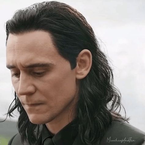 Loki Hair, American Superhero, Loki Aesthetic, Xavier Rudd, Loki God Of Mischief, Thomas William Hiddleston, Loki Marvel, Loki Thor, Loki Laufeyson