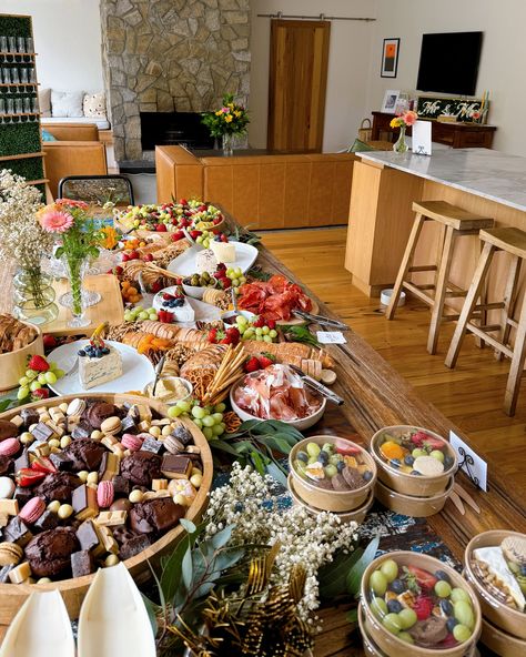 Grazing in gorgeous Barwon Heads last weekend ✨ Deluxe grazing platter with extra fresh fruit and sweets boards + separate individual savoury & sweet grazing boxes for guests with dietary requirements #platterco Barwon Heads, Grazing Boxes, Grazing Platter, Sweet Savory, Fresh Fruit, Fruit, Gifts