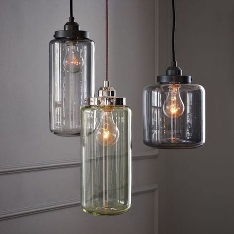 Zelf lamp maken; diy tips en inspiratie om zelf een lamp te maken Pendant Lights Living Room, Pendant Lighting Australia, Adjustable Pendant Light, Lights Living Room, Blown Glass Pendant Light, Blown Glass Pendant, Vintage Bulb, Vintage Living Room, Light Fixtures Flush Mount