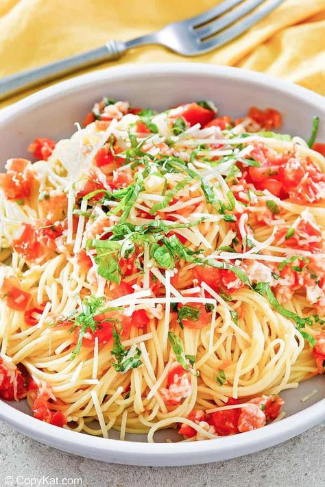 Capellini Pomodoro Recipe, Capellini Pomodoro, Pomodoro Recipe, Light Pasta Dishes, Hearty Food, Main Recipes, Olive Garden Recipes, Light Pasta, Italian Pasta Dishes