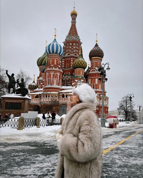 Slavic Core, Slavic Doll, Slavic Girl, Russian Winter, Winter Princess, Russian Culture, Doll Aesthetic, Unique Interior Design, Snow Outfit