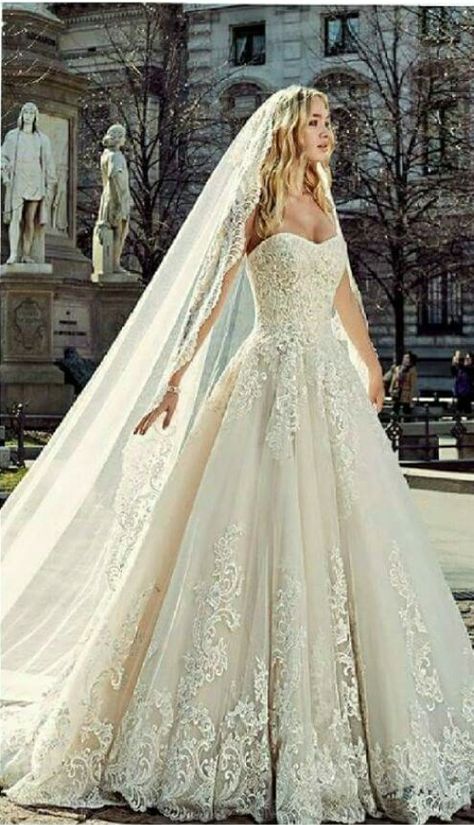 Eddy K, Wedding Dresses Lace Ballgown, Lace Ball Gowns, Sweetheart Wedding Dress, Vestidos Vintage, A Wedding Dress, White Wedding Dresses, Wedding Dress Ideas, Beautiful Wedding Dresses