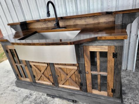 Farmhouse Country Rustic Kitchen Island Bar / Farmers Sink / Barware / Bar / Kitchen Cabinets / Coffee Bar / Bars / Rustic Farmhouse Island - Etsy Pallet Kitchen Sink Cabinet, Diy Bar With Cabinets, Western Themed Kitchen, Diy Kitchen Island With Sink, Kitchen Island Ideas Rustic, Rustic Farmhouse Kitchen Ideas Country, Western Kitchen Cabinets, Farmhouse Cabinets Kitchen, Rustic Kitchen Island With Seating