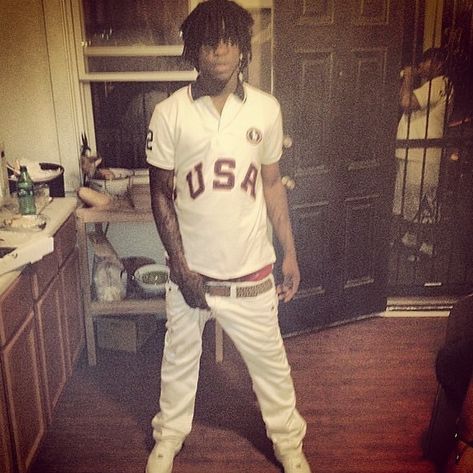 Chief Keef & his polo shirts Chief Keef Polo, 2013 Swag Era, Polo Outfit, Chief Keef, Usa Olympics, Sweat Stains, Rap Aesthetic, Dapper Style, Rap Artists