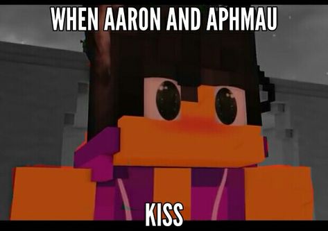 Aphmau And Aaron Kissing, Aphmau Wolf, Aaron And Aphmau, Mystreet Fanart, Aphmau Emerald Secret, Funny Aphmau, Aphmau Ein, Aaron Lycan, Aphmau Ships