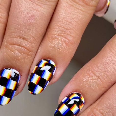 Cynthia Fernandez on Instagram: "Trippy Checkered Print🏁 Inspo @meganrnails #nails #nailsofinstagram #showyourclawssss #ignails #nailsdesign #handpainted #nailartaddict #notd #trippy #trippynails #checkerednails #almondnails #shortnails #txnails #915nails #elpasonails #elpaso" Trippy Checkered Nails, Optical Illusion Nail Designs, Trippy Smiley Nails, Wavy Checkered Nails, Optical Illusion Nail Art, Retro Acrylic Nails, Jawbreaker Nails, Nail Art Checkered, Glitch Nails