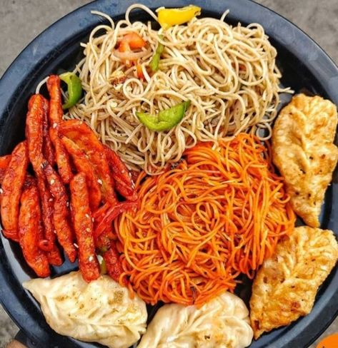 Chinese platter Chinese Platter, Veg Platter, Indian Comfort Food, Platter Food, Indian Food Photography, Chow Mein Recipe, Food Indian, Night Food, Vegetarian Snacks Recipes