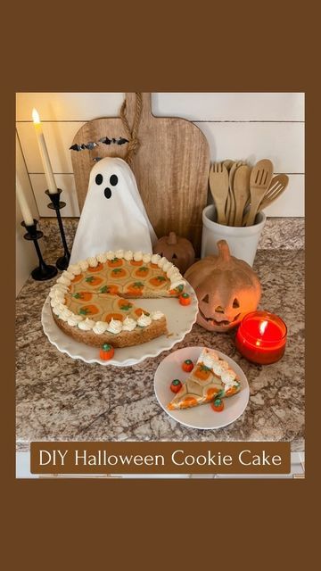 Morgan Winton on Instagram: "DIY Halloween cookie cake!🎃 Comment HALLOWEEN and I’ll send you links to all of the supplies and my decor too!🎃 This one was so easy to do and I’m in love with how it turned out!!🎃♥️ Press sugar cookie dough into a cheesecake pan. Then layer on top with pumpkin sugar cookie dough. Or the ghost cookie dough, those would be cute too lol.👻 Then bake until it looks done 🤣 Once it’s done, let it cool and pipe icing around the edges. That’s it.🎃🎃 #entertainingathome #fallfood #diyhalloween #fallvibes #falldesserts #halloweendesserts #spookyseason #halloweeniscoming #spookyseason👻 #halloweencountdown #halloweendiy #easydiy #halloweenparty #fallbaking #fallrecipes" Halloween Cookie Cake, Cheesecake Pan, Cake Diy, Fun Halloween Food, Halloween Treats Easy, Halloween Cookie, Thanksgiving Treats, Cookie Pie, Halloween Snacks