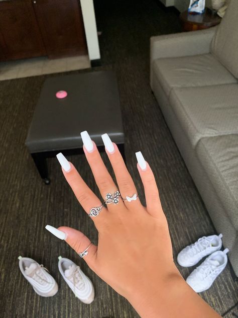 Ballerina Acrylic Nails, Ombre Acrylic Nails, Stylish Nails Designs, White Acrylic Nails, Simple Acrylic Nails, Classy Acrylic Nails, Acrylic Nails Coffin Pink, Nail Swag, White Nail