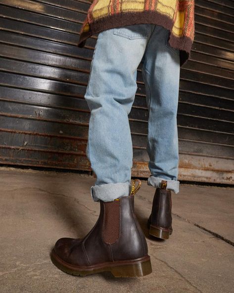 Doc Marten Shoes, Doc Marten Chelsea, Dr Martens Chelsea Boots, Brown Dr Martens, 2976 Chelsea Boots, Dr Martens Chelsea, Chelsea Boots Outfit, Dr Martens 2976, Chelsea Boots Style