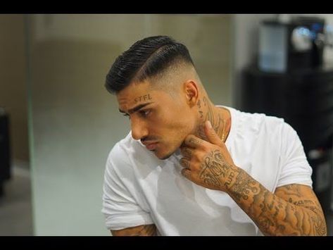 Comb Over Fade Haircut, Gentleman Haircut, Comb Over Fade, Barber Haircuts, High Skin Fade, Comb Over Haircut, Mens Hairstyles Fade, Gents Hair Style, Mens Hairstyles Thick Hair