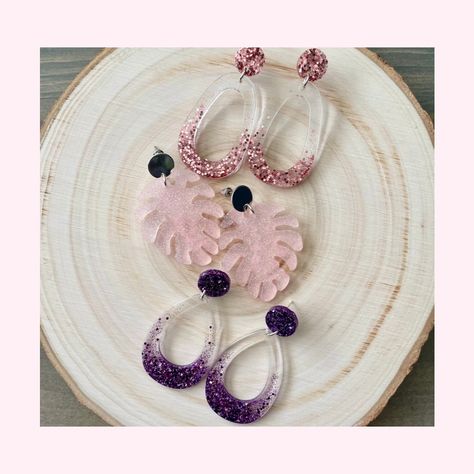 Epoxy Rings, Purple Statement Earrings, Resin Things, Diy Resin Earrings, Diy Resin Keychain, Diy Resin Projects, Resin Jewelry Diy, Resin Ideas, Polymer Clay Jewelry Diy